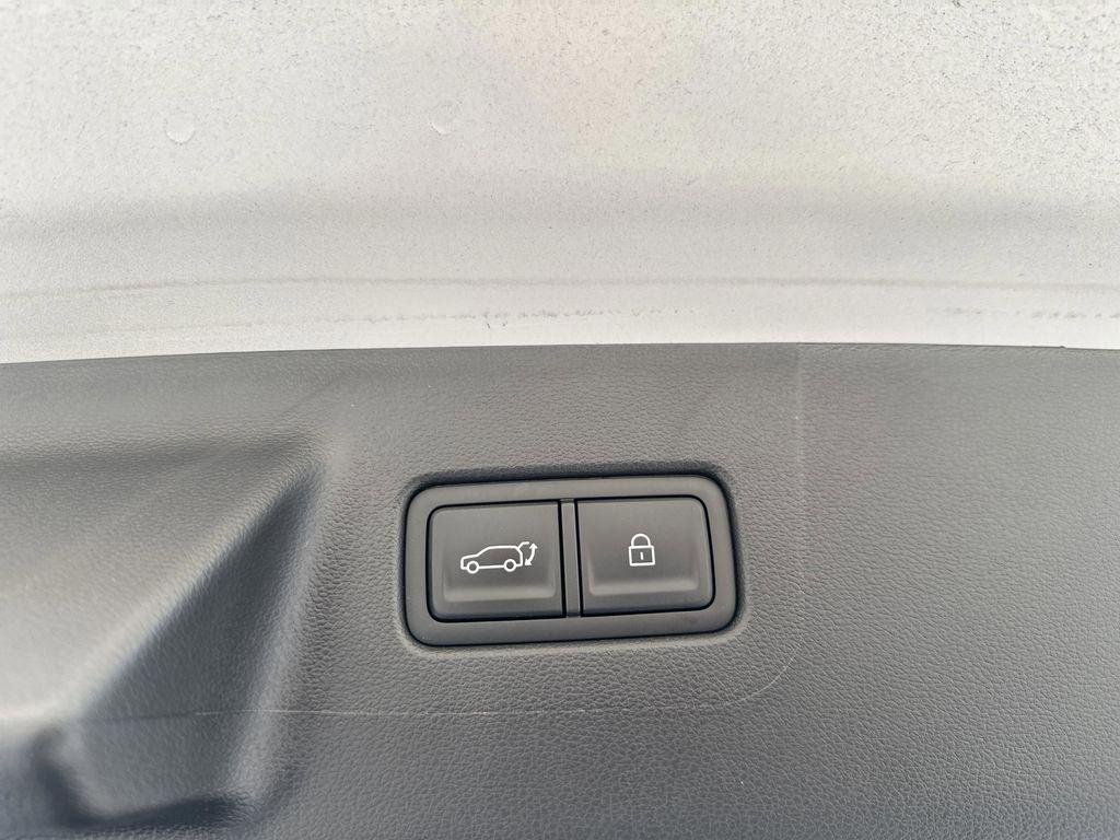 New 2026 Shimmering Silver Pearl Hyundai XRT AWD image 25