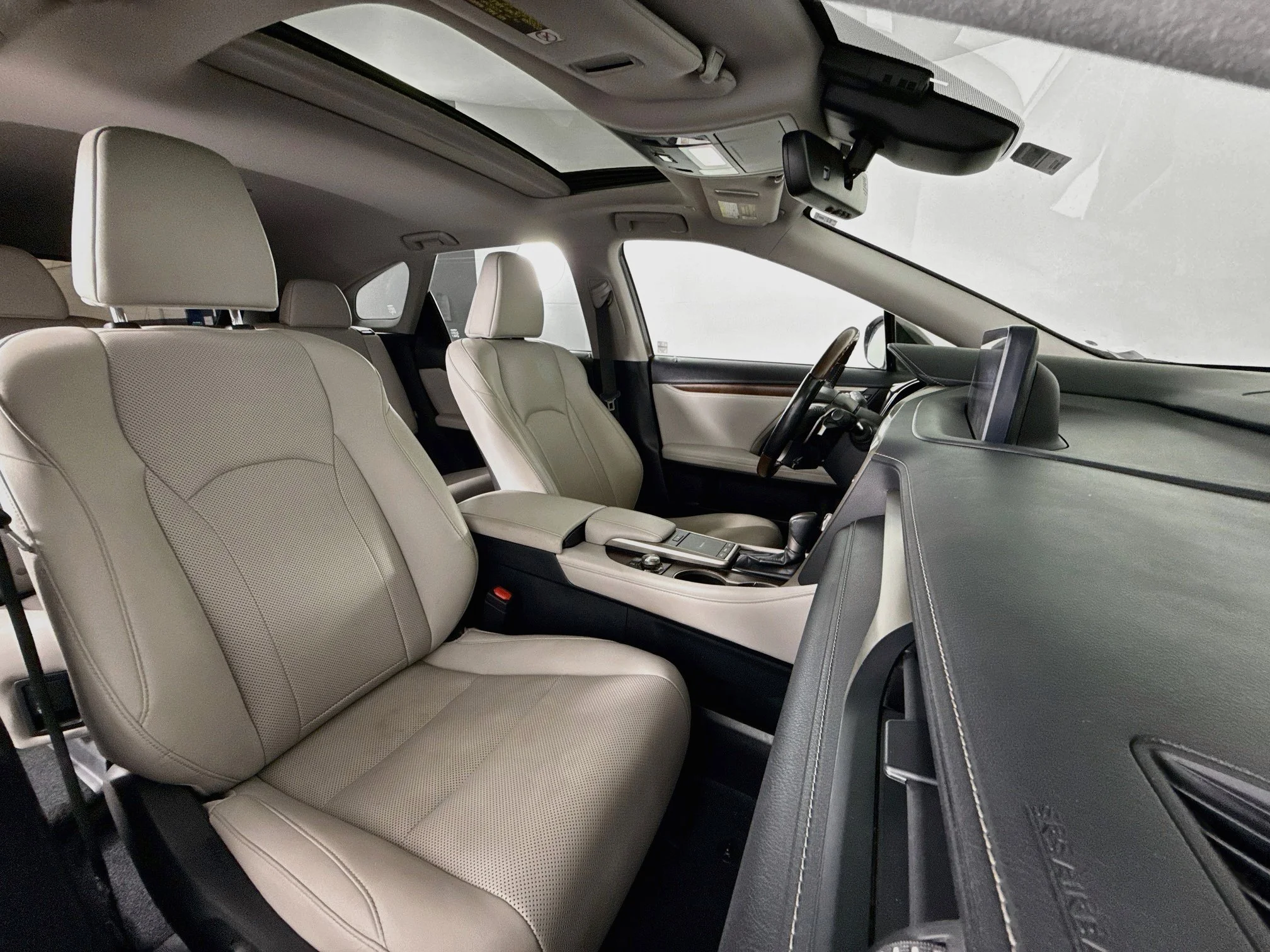 Used 2020 Nebula Gray Pearl Lexus 350L image 28