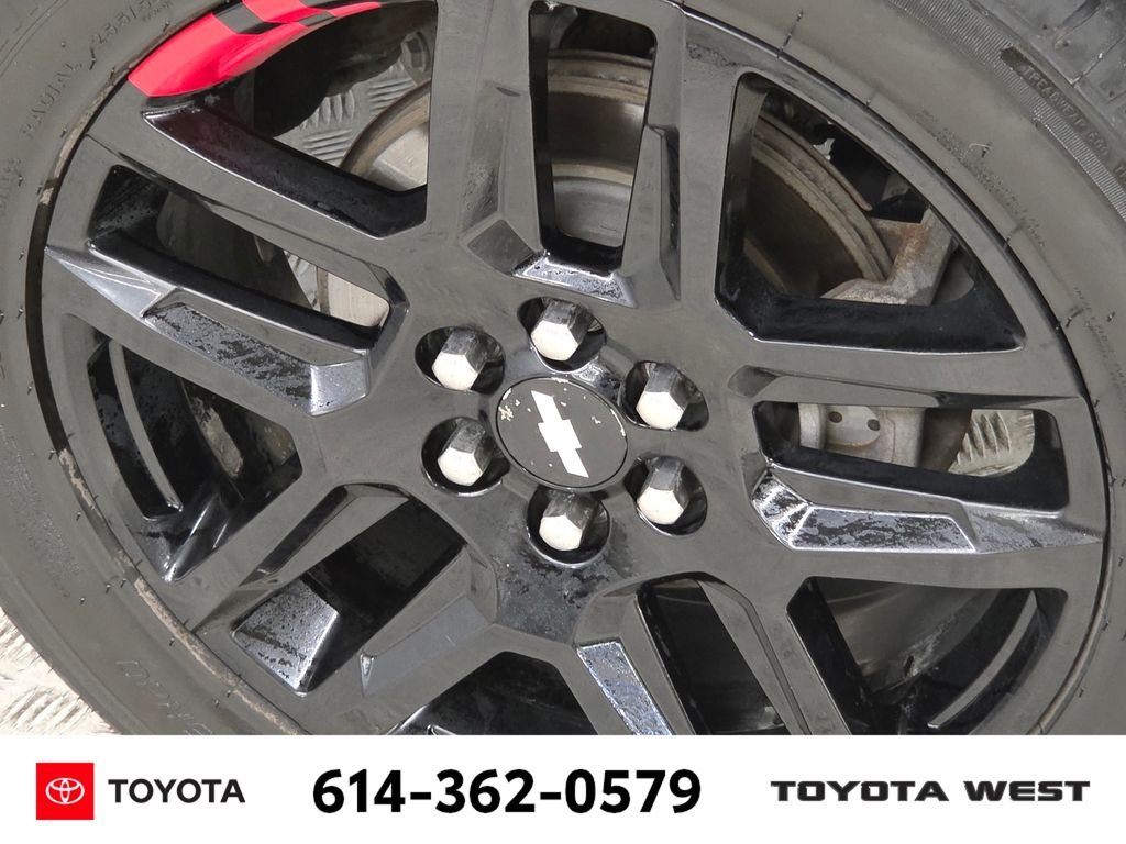Used 2018 Beige Chevrolet Premier image 12