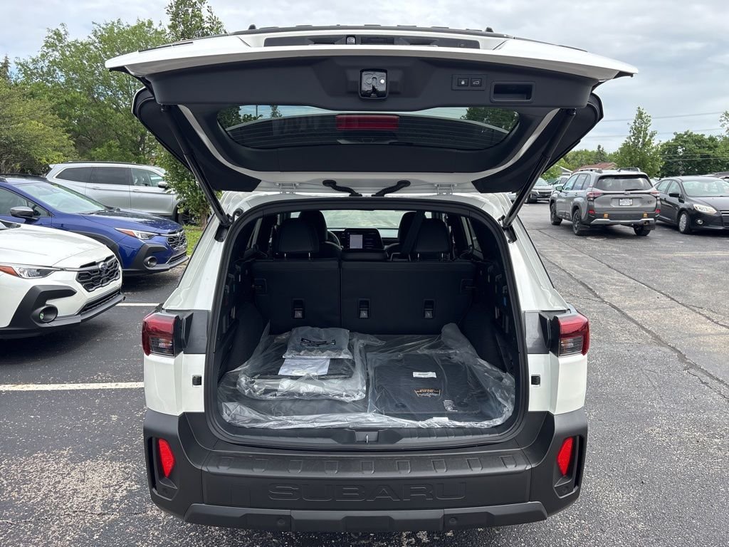 New 2026 CRYSTAL WHITE PEARL Subaru Wilderness image 8