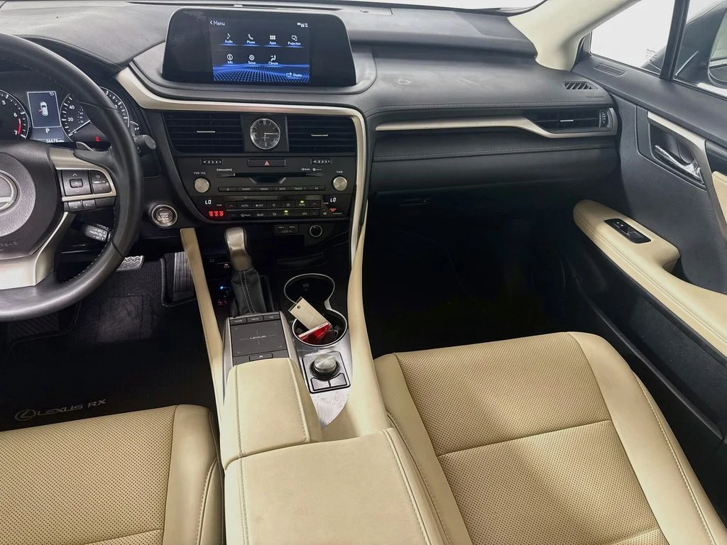 Used 2021 Nori Green Pearl Lexus  image 22
