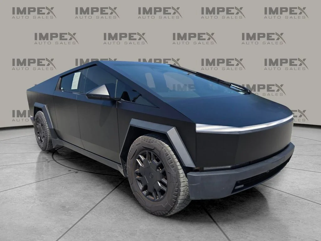 Used 2024 Silver Tesla Base image 7