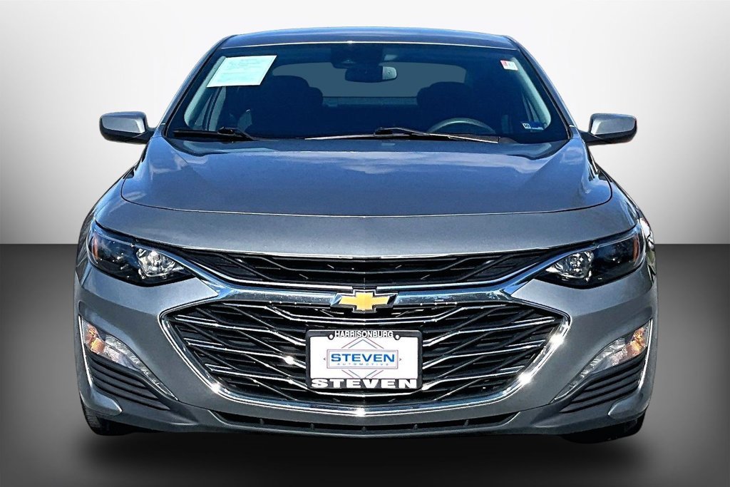 Used 2024 Gray Chevrolet LT image 2