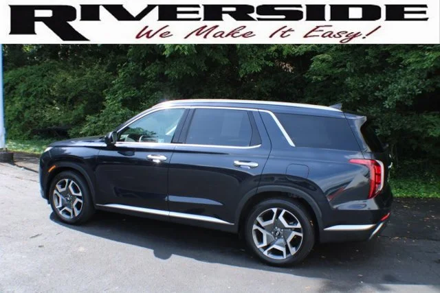 Used 2025 Moonlight Cloud Hyundai SEL Premium 7P image 3