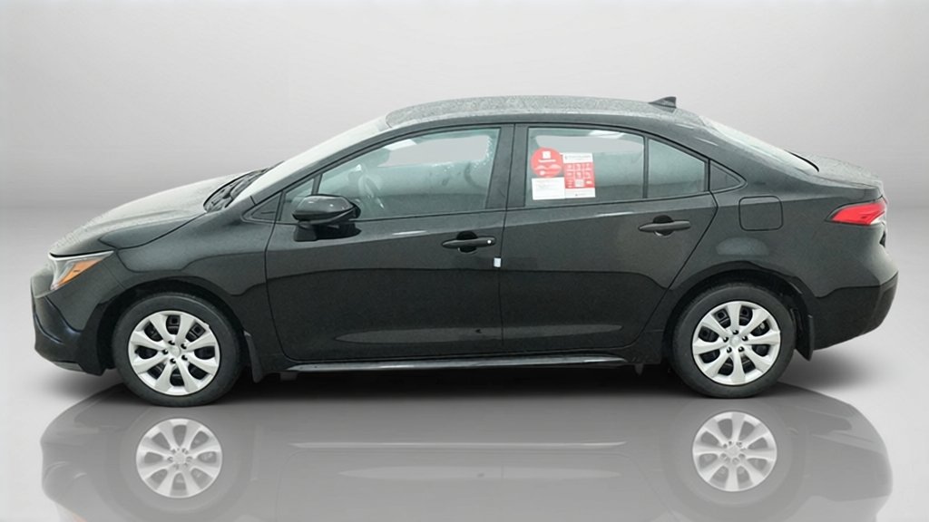 New 2027 Inked Toyota LE image 2