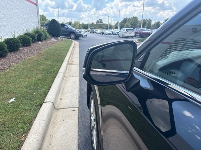 Used 2025 Black Toyota Platinum image 25