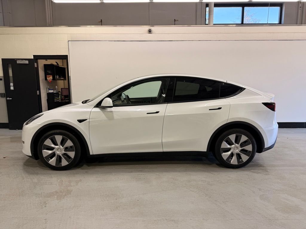 Used 2023 Tesla Model Y Long Range with VIN 7SAYGDEE3PA073983 for sale in Golden Valley, Minnesota