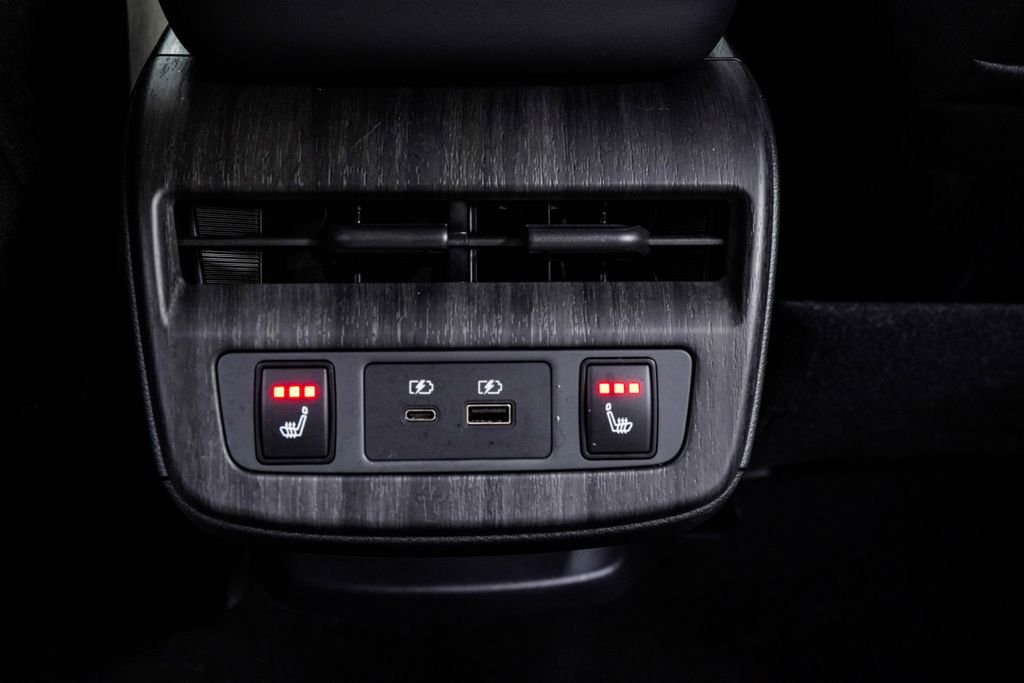 Used 2023 Black Nissan ENGAGE e-4ORCE image 24