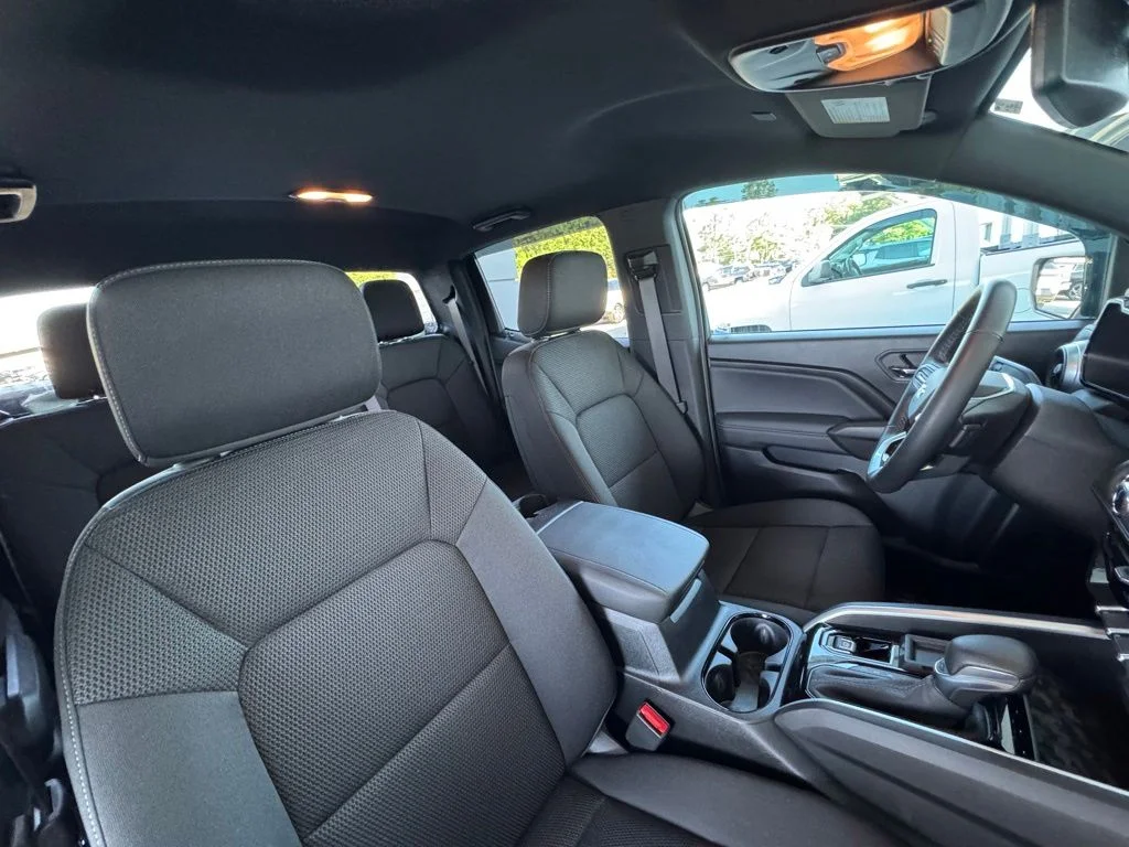 Used 2026 White Chevrolet LT image 18