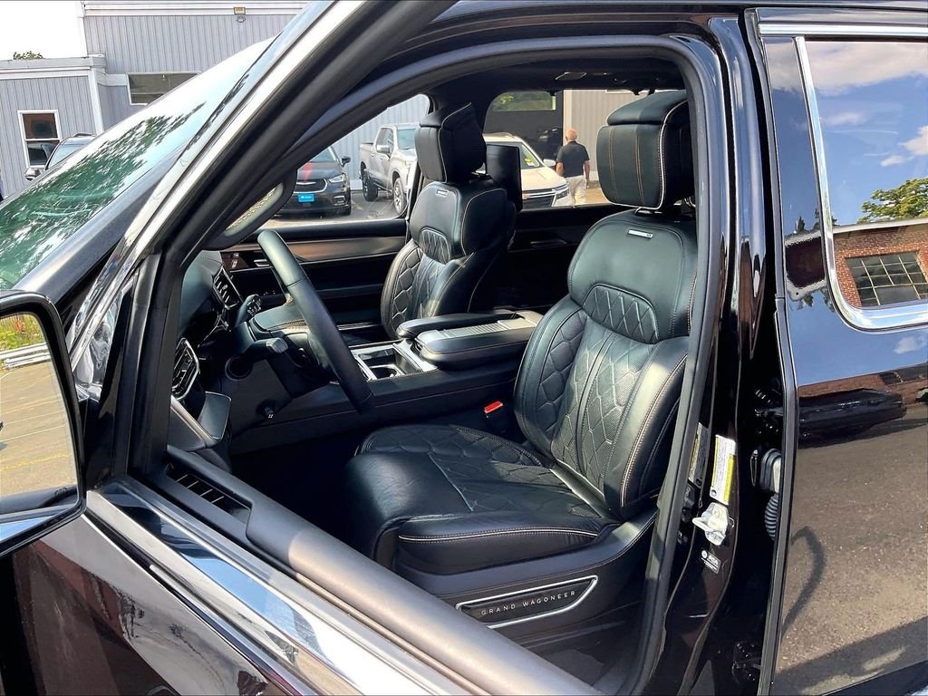 Used 2023 Brown Jeep Series III image 10