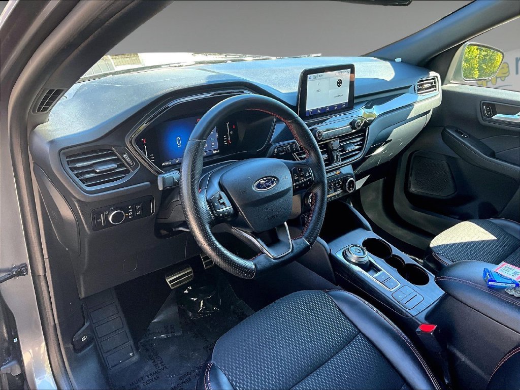 Used 2024 Gray Metallic Ford ST-Line image 8