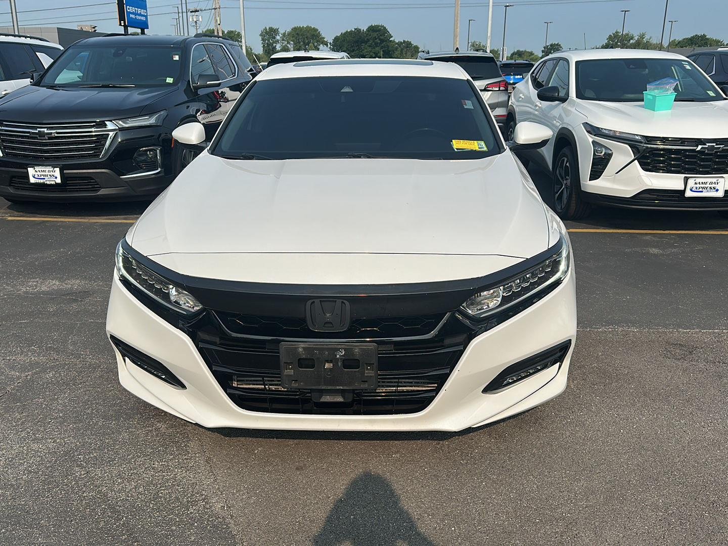 Used 2020 Platinum White Pearl Honda EX-L image 6