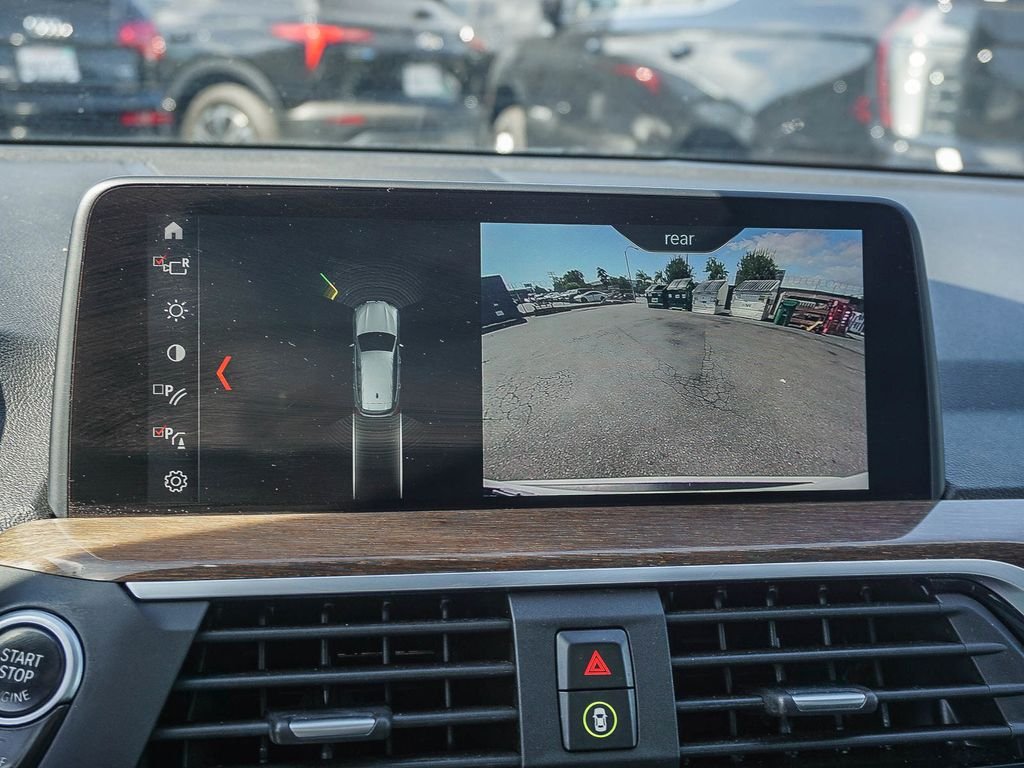 Used 2019 White BMW sDrive30i image 23