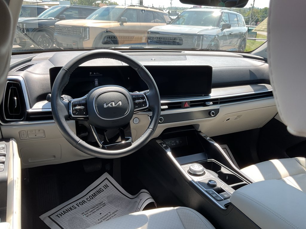 Certified Used 2025 Mineral Blue Kia EX image 21