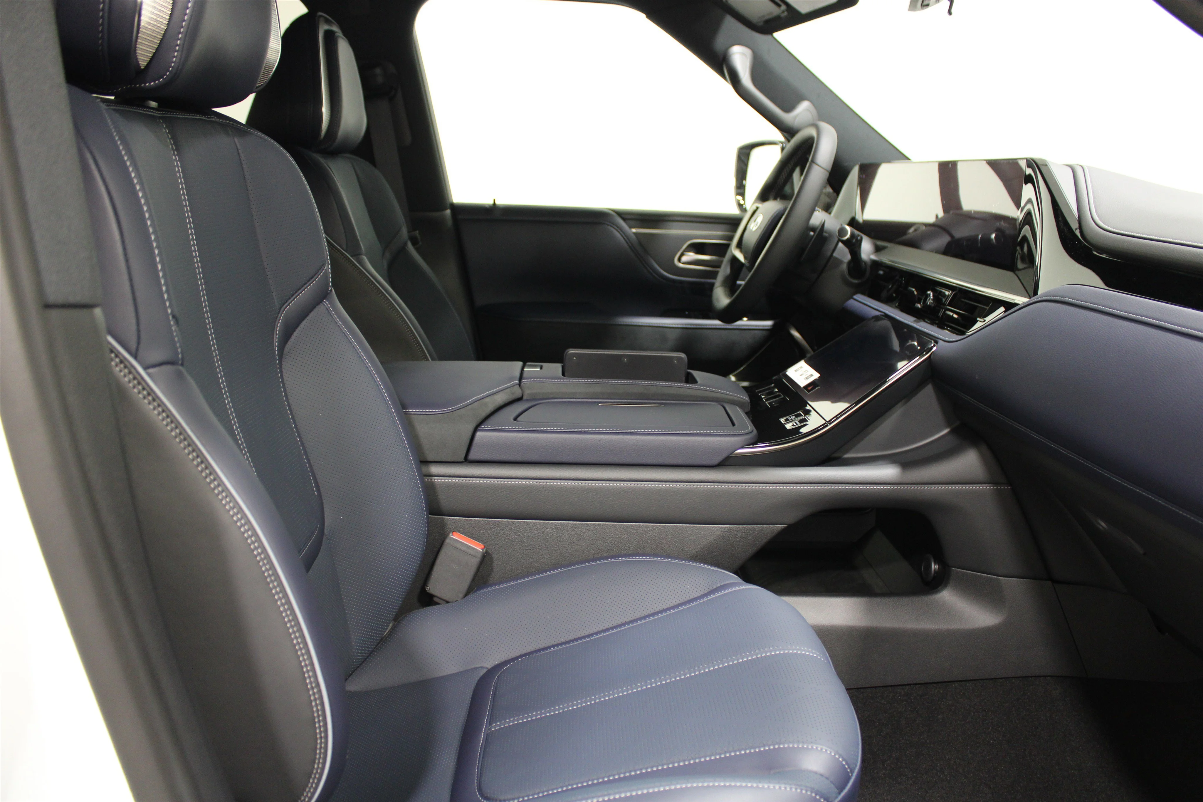 2026 INFINITI QX80 Sport - Photo 26