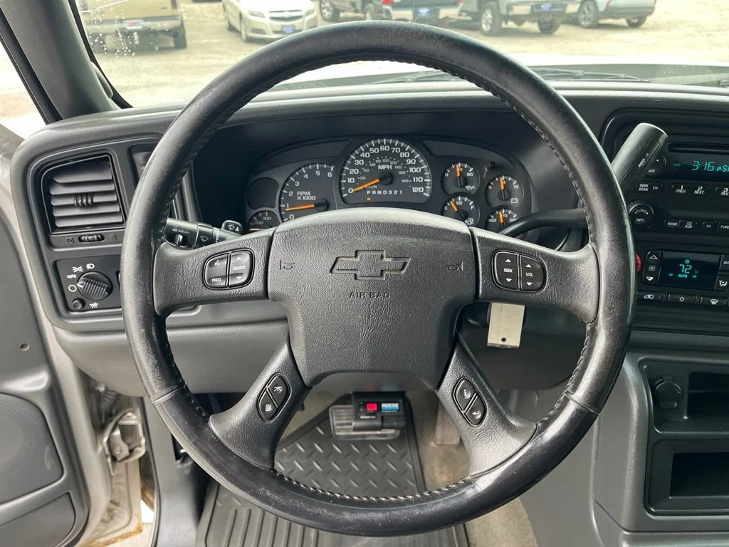 Used 2006 Tan Chevrolet Work Truck image 11