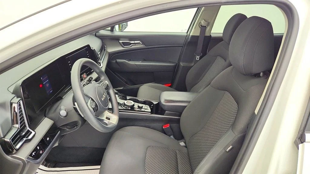 Used 2023 Snow White Pearl Kia LX AWD image 15