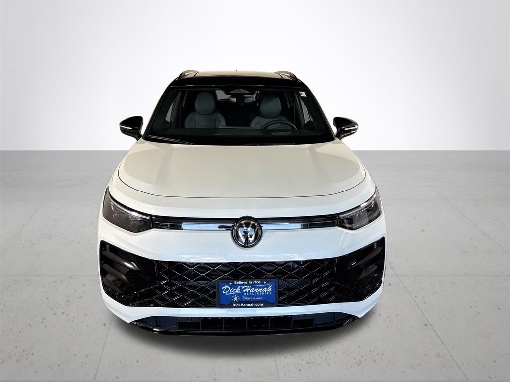 New 2026 Opal White w/Deep Black Roof Volkswagen 2.0T SE R-Line Black image 3