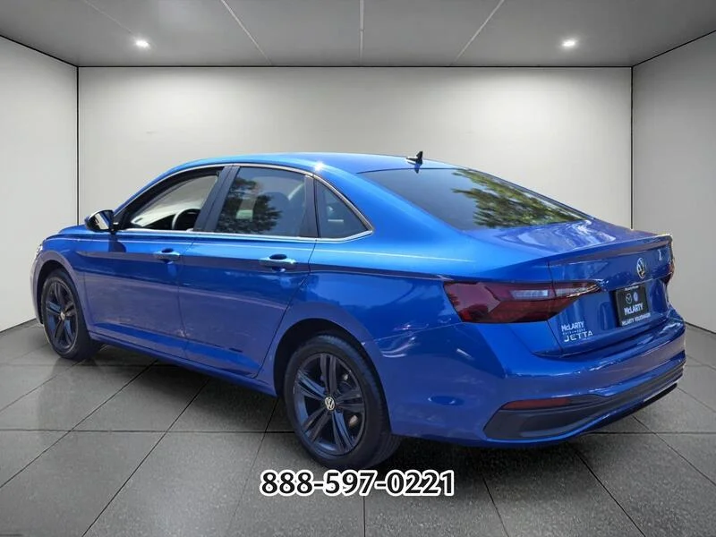 Used 2024 Rising Blue Metallic Volkswagen 1.5T SE image 3