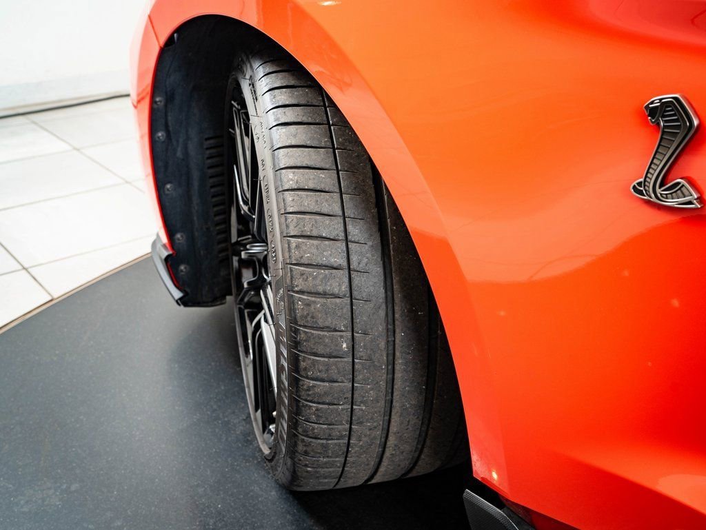 Used 2022 Orange Ford Shelby GT500 image 35