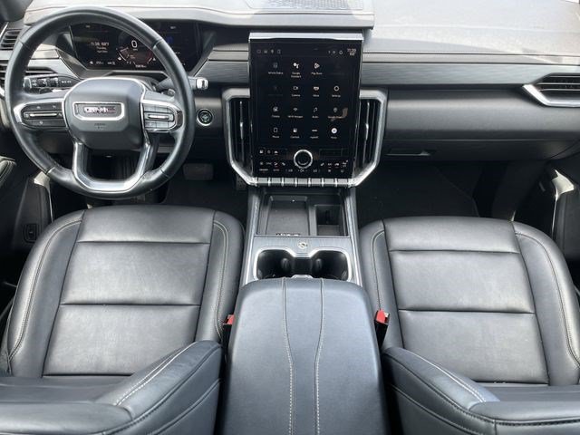 Used 2024 Summit White GMC AWD Elevation image 3