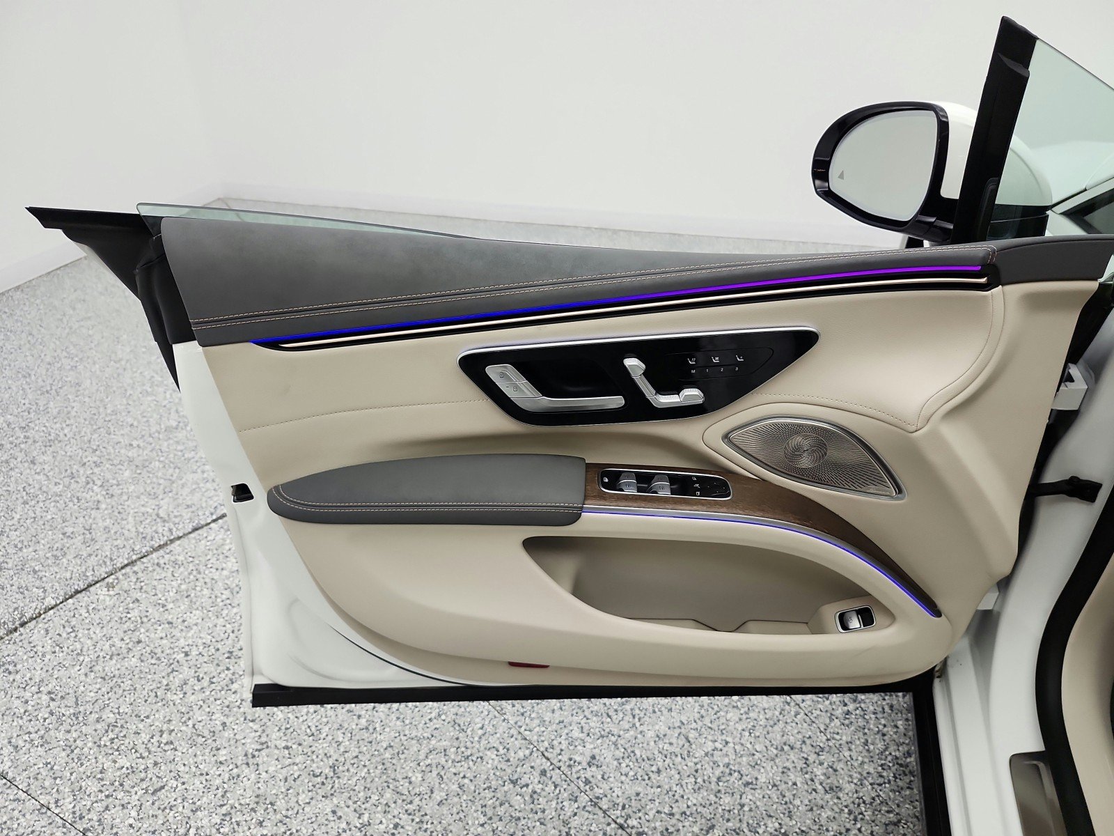 Used 2023 Polar White Mercedes-Benz EQS 450+ Sedan image 15