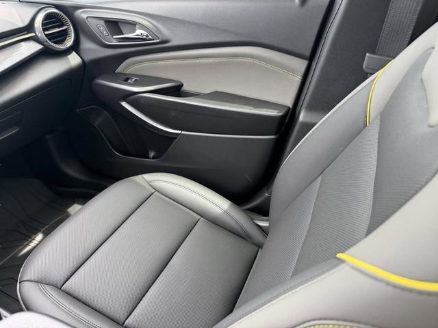 2025 Chevrolet Trax Activ - Photo 17