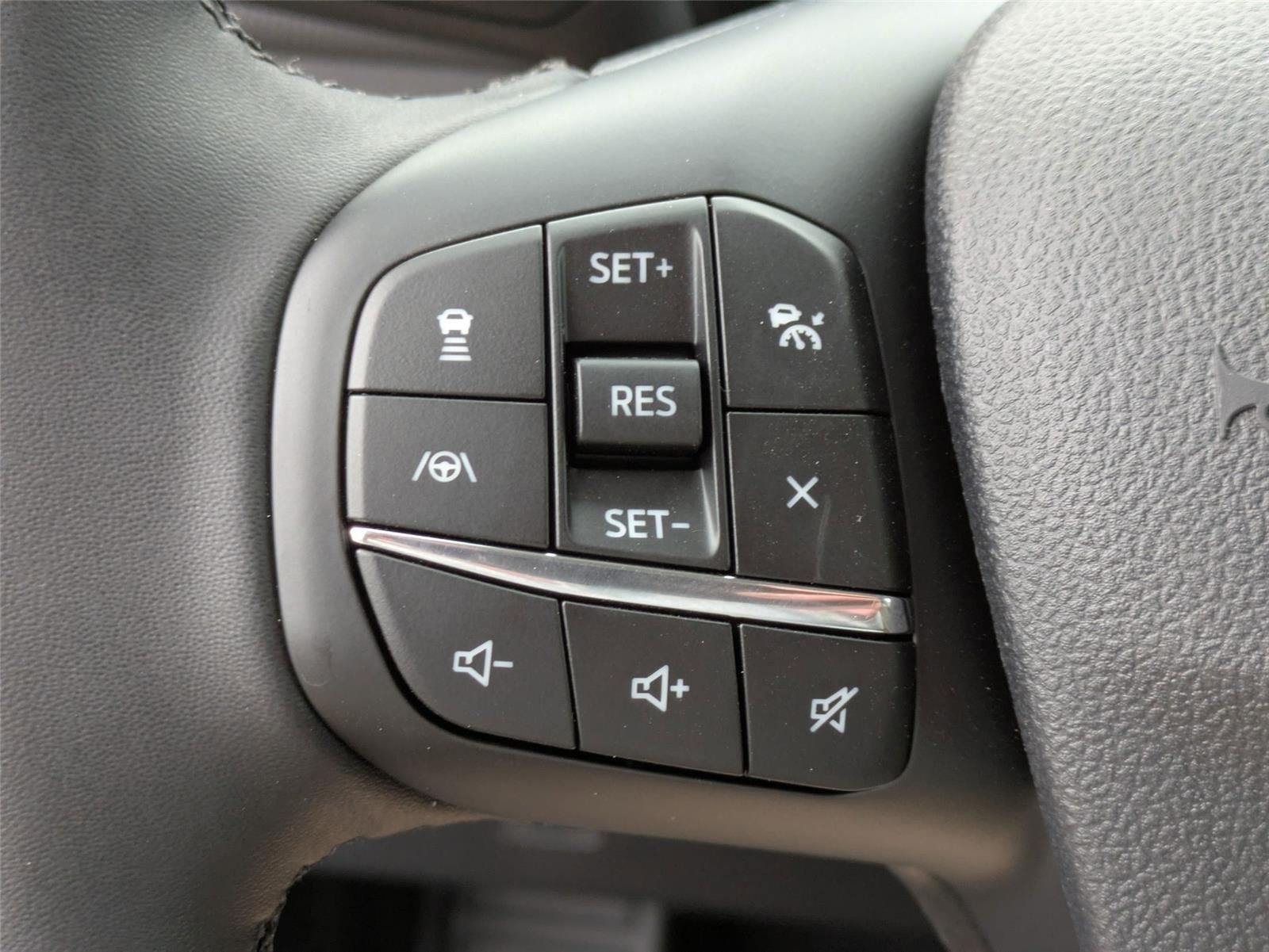 New 2025 Velocity Blue Metallic Ford Outer Banks® image 16