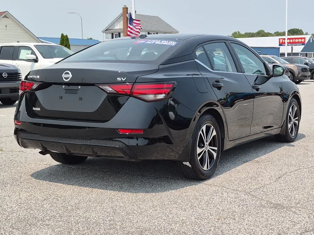 Used 2023 Super Black Nissan SV image 3
