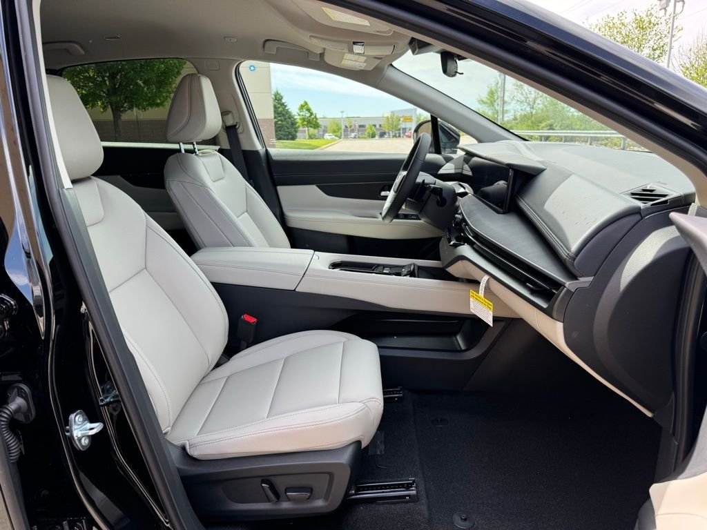 2025 Nissan Murano SV - Photo 12