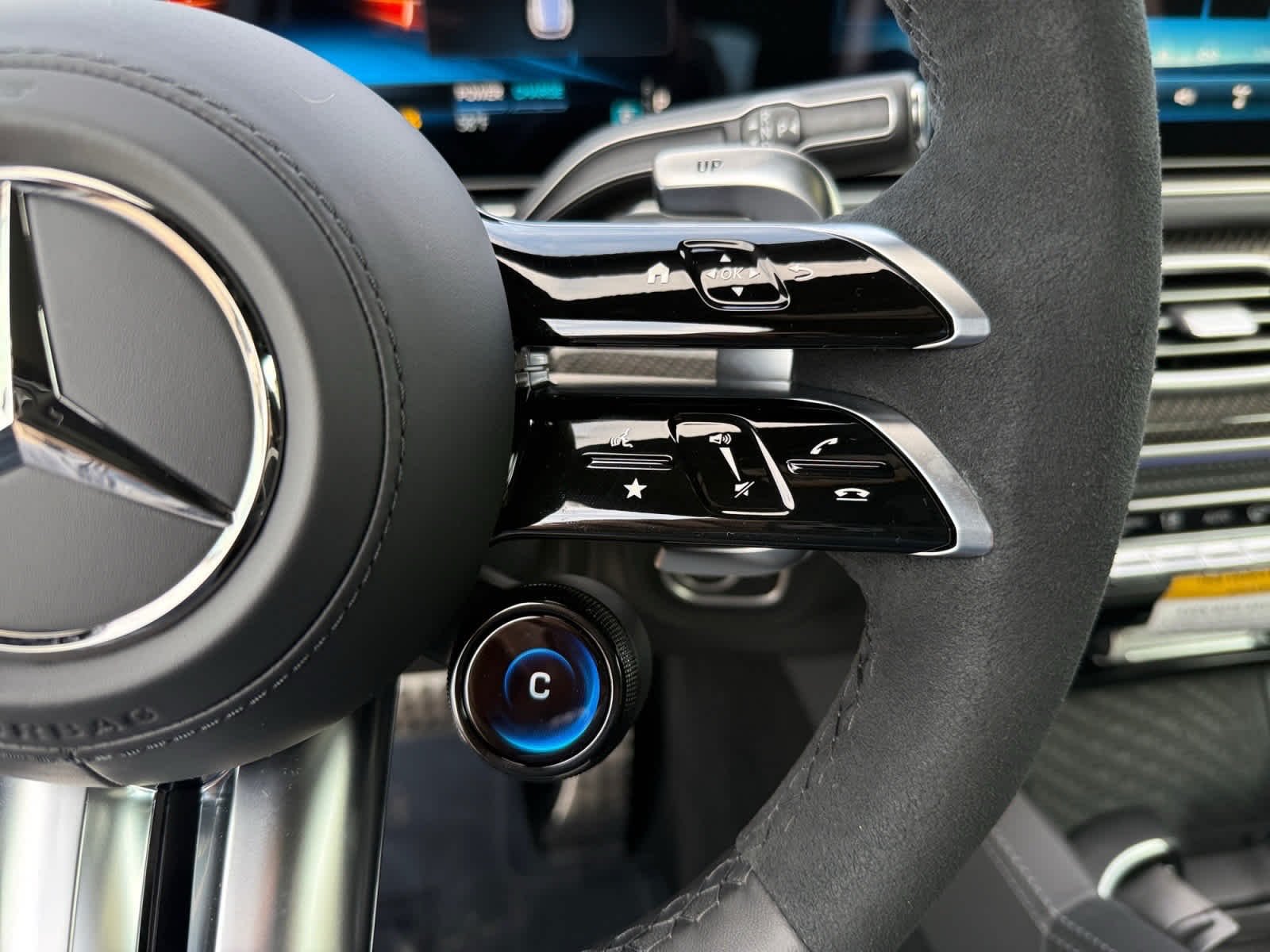 New 2026 MANUFAKTUR Alpine Grey Mercedes-Benz AMG® GLE 63 S image 20