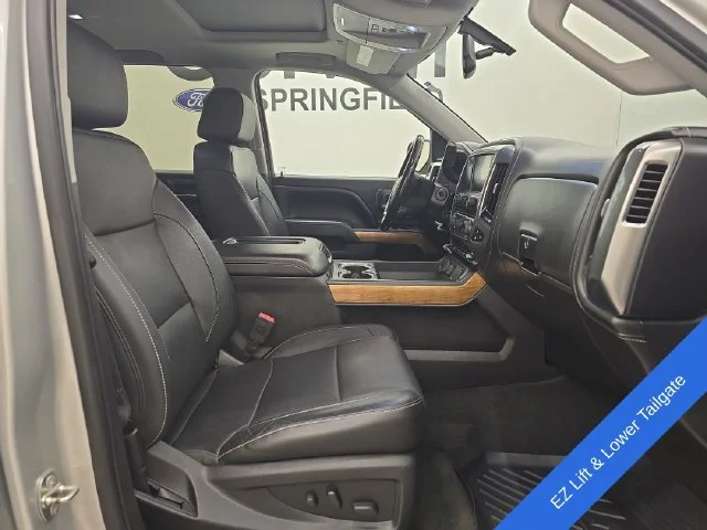 Used 2018 Silver Ice Metallic Chevrolet LTZ image 10