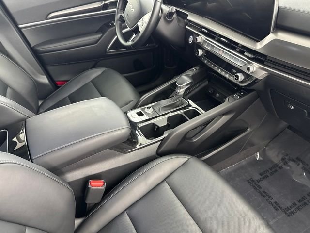 Used 2025 Gray Kia S image 23