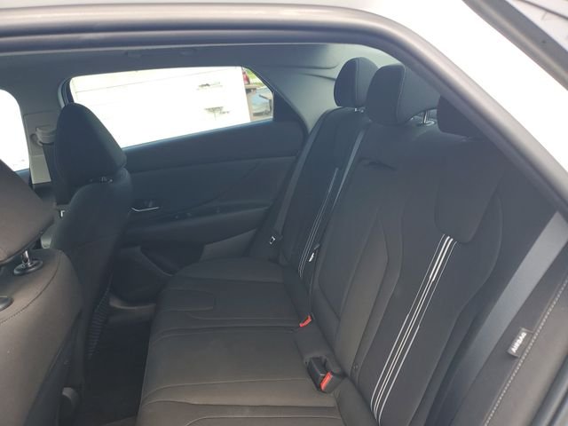 2025 Hyundai Elantra SEL - Photo 26