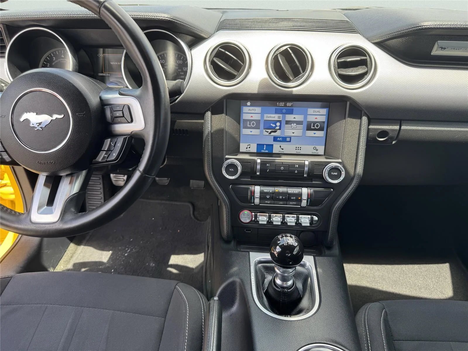 Used 2018 Triple Yellow Tri-Coat Ford GT image 13