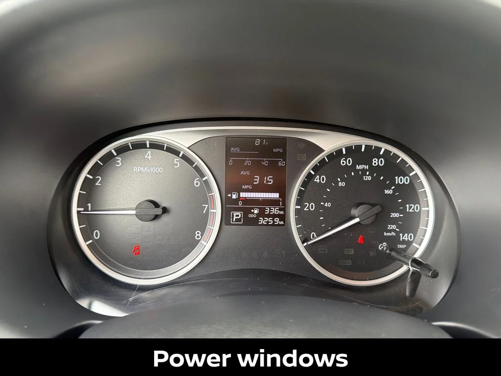2025 Nissan KICKS PLAY Base - Photo 17