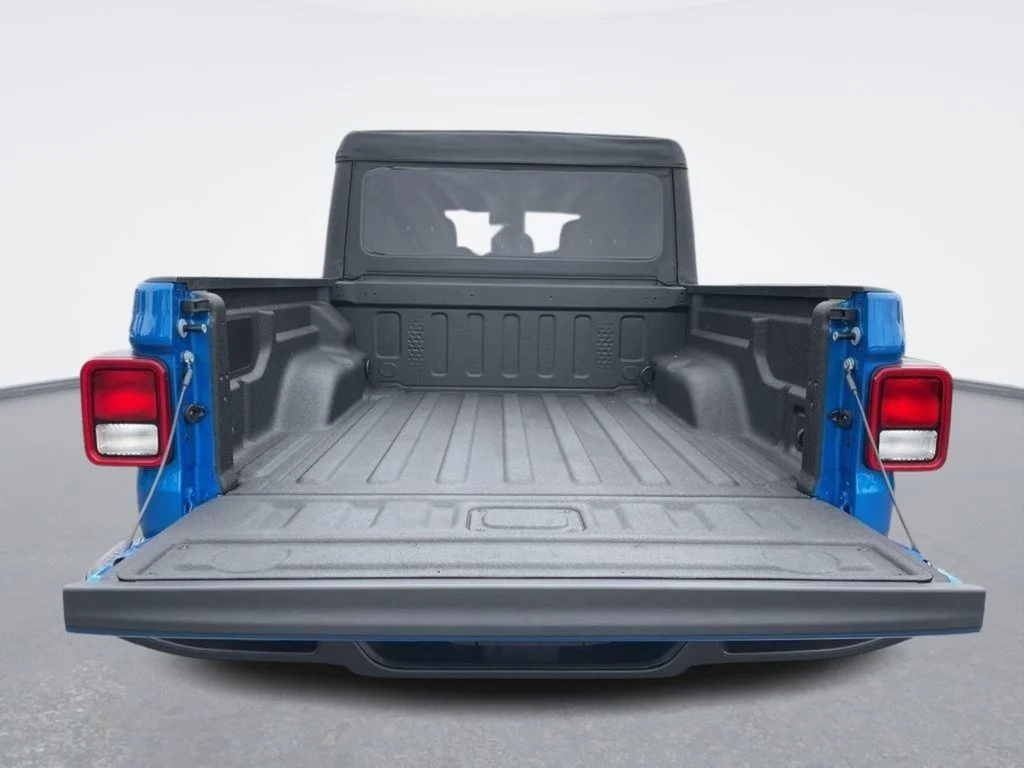 New 2026 Hydro Blue Pearl-Coat Exterior Paint Jeep Sport S image 15