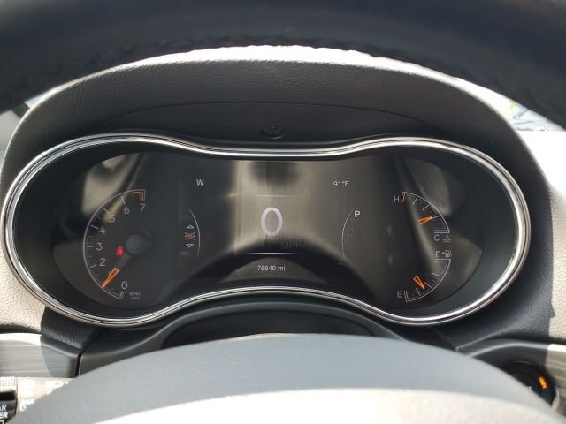 Used 2021 White Jeep Laredo X image 24