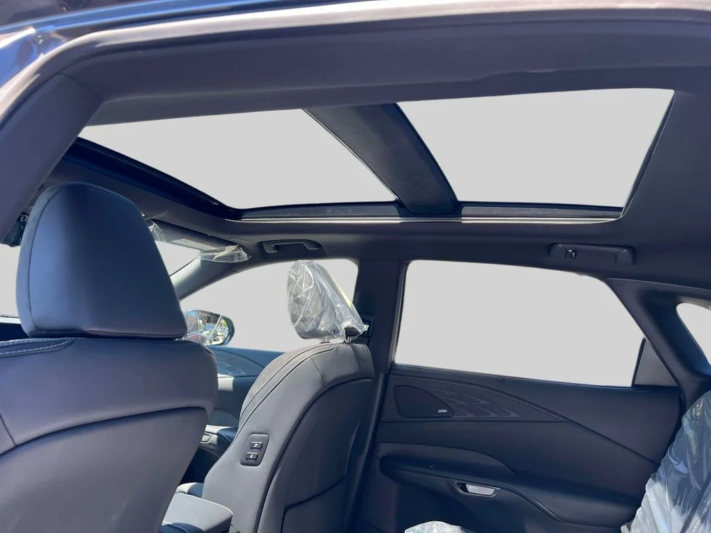 2026 Lexus RX 450h+ Luxury - Photo 13