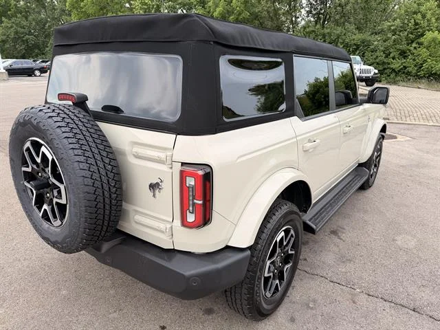Used 2025 Desert Sand Ford Outer Banks image 3