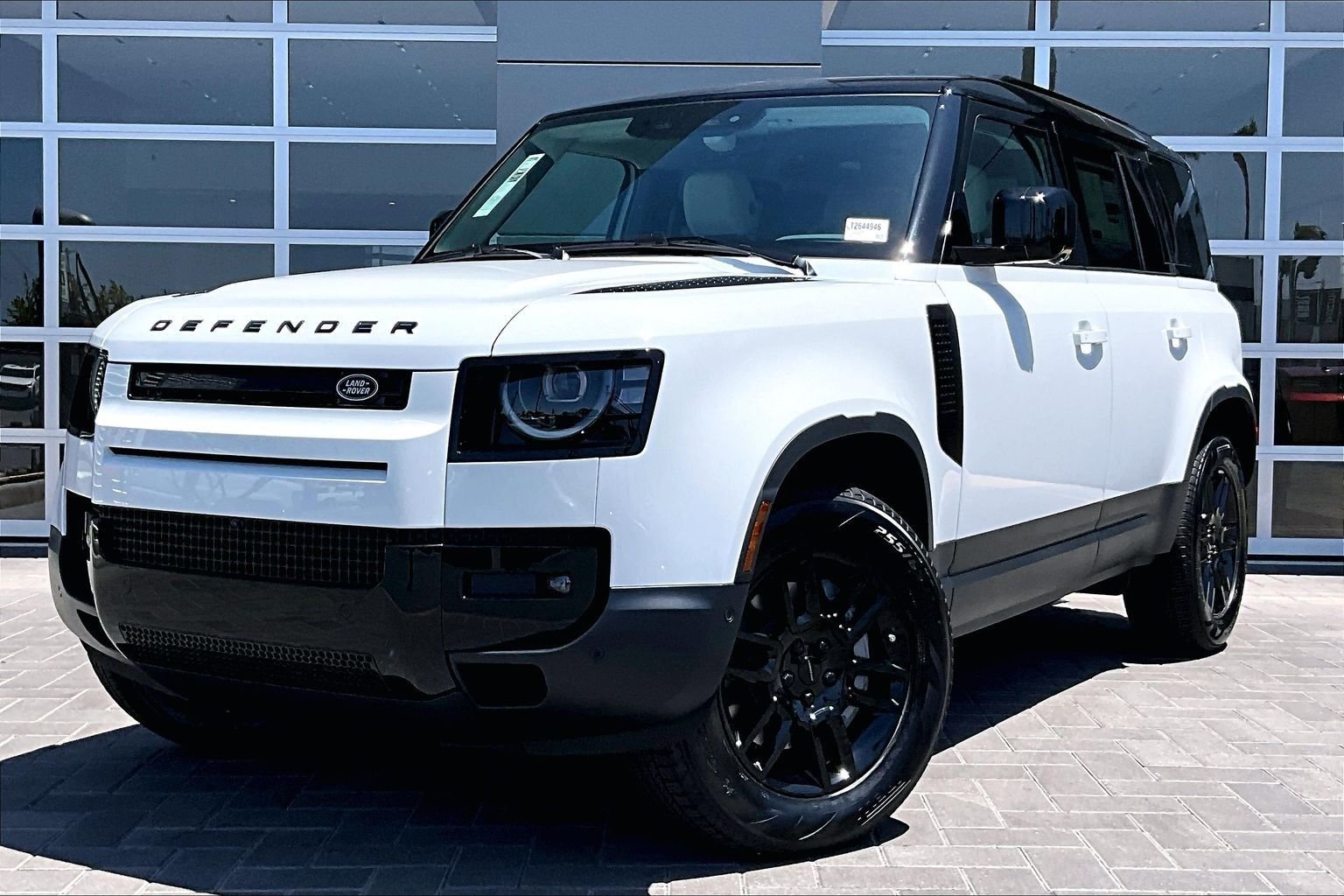New 2026 Fuji White Land Rover S image 1