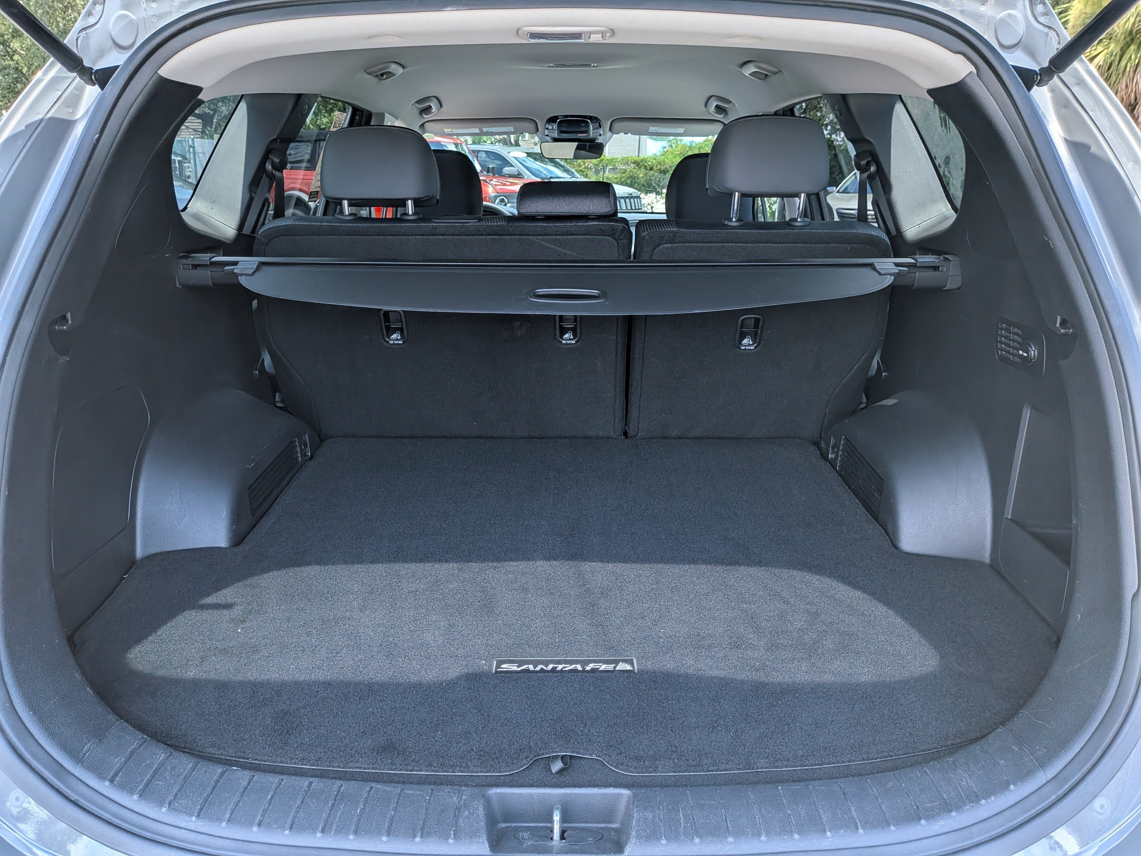 Certified Used 2022 Hampton Gray Hyundai SEL image 13