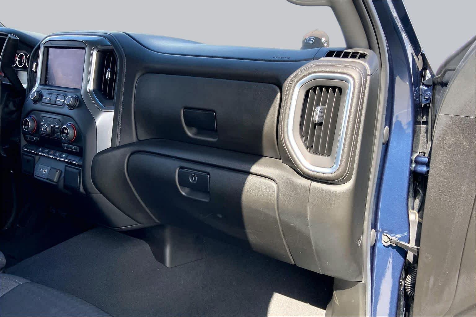 Used 2022 Northsky Blue Metallic Chevrolet LT image 30