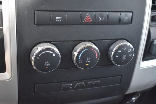 Used 2011 White Ram Big Horn image 29