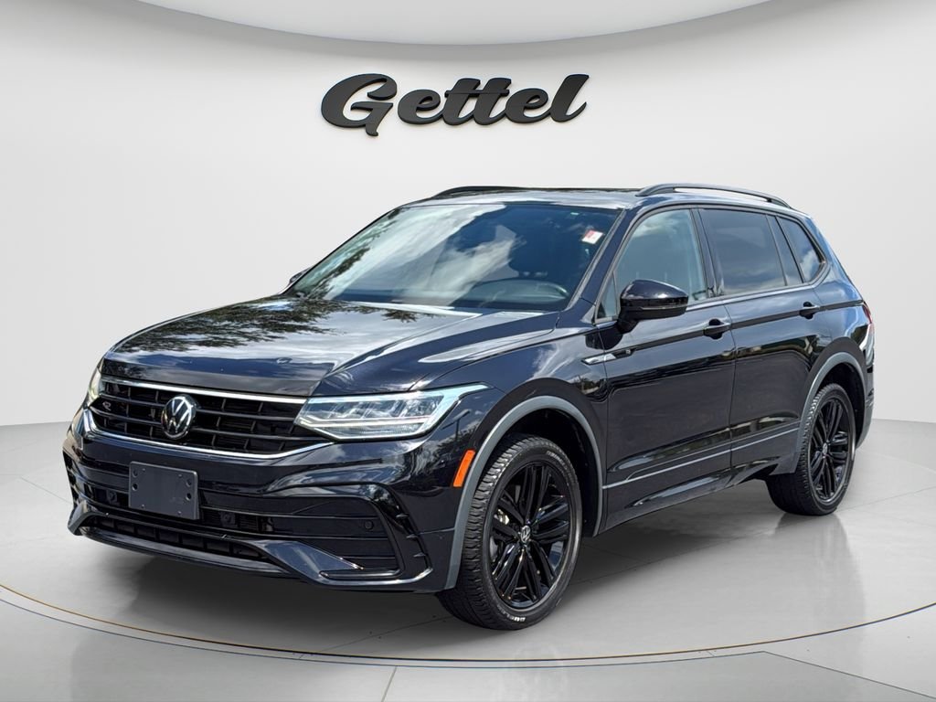 2022 Volkswagen Tiguan SE R-LINE BLACK