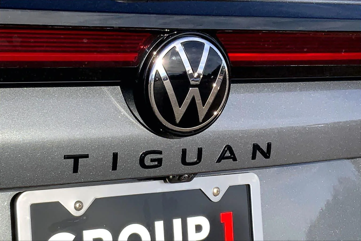 New 2026 Platinum Gray Metallic Volkswagen SE R-Line Black image 15