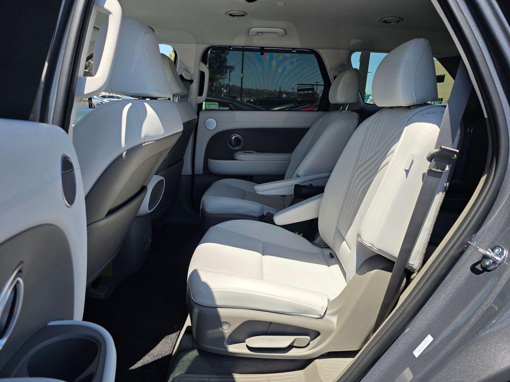 New 2026 Gray Hyundai Blue SEL 7P image 15