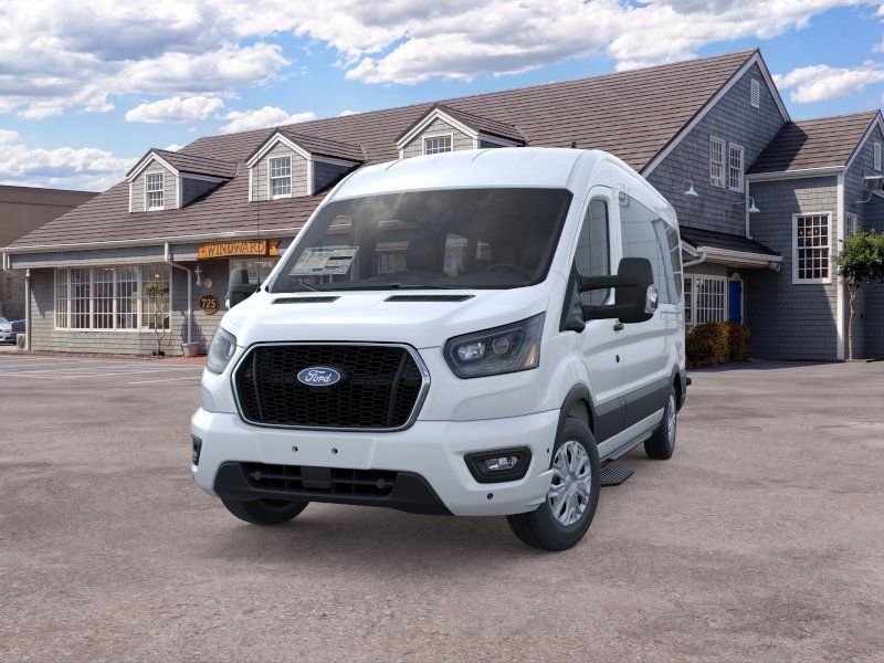 New 2026 Oxford White Ford XLT image 2