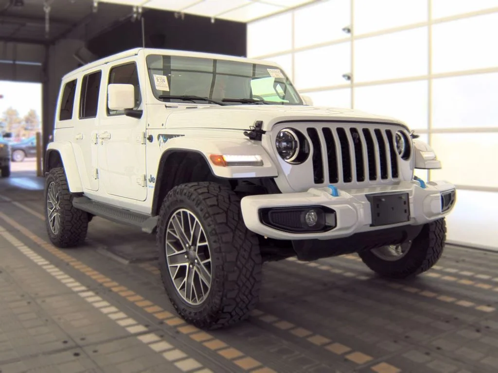 Used 2023 White Jeep Sahara 4xe image 3