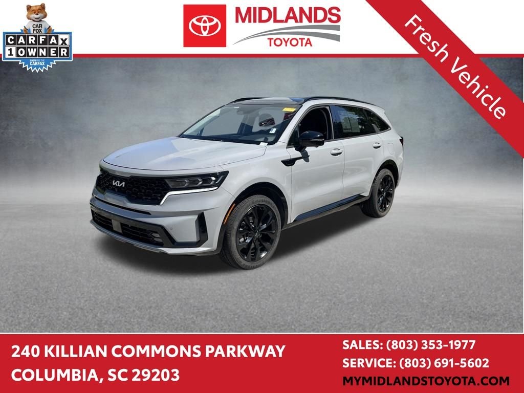 Used 2022 Gray Kia SX-Prestige image 1